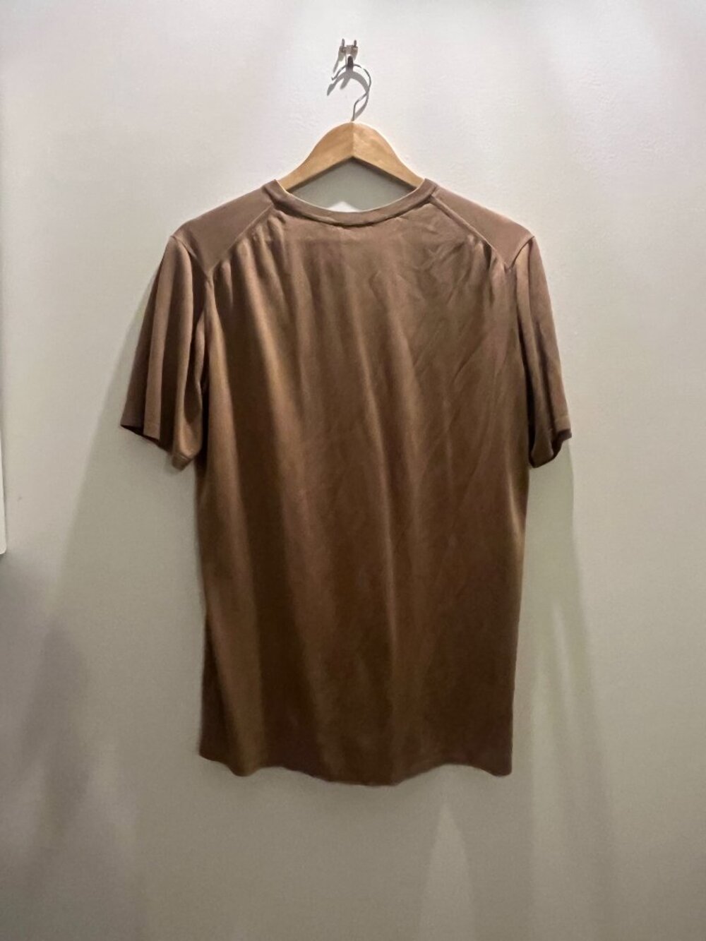 Prada Beige T-Shirt - Picture 2 of 3